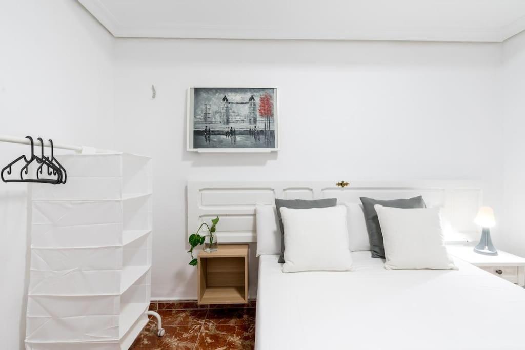 Santa Justa Urban Apartment Sevilla Kültér fotó